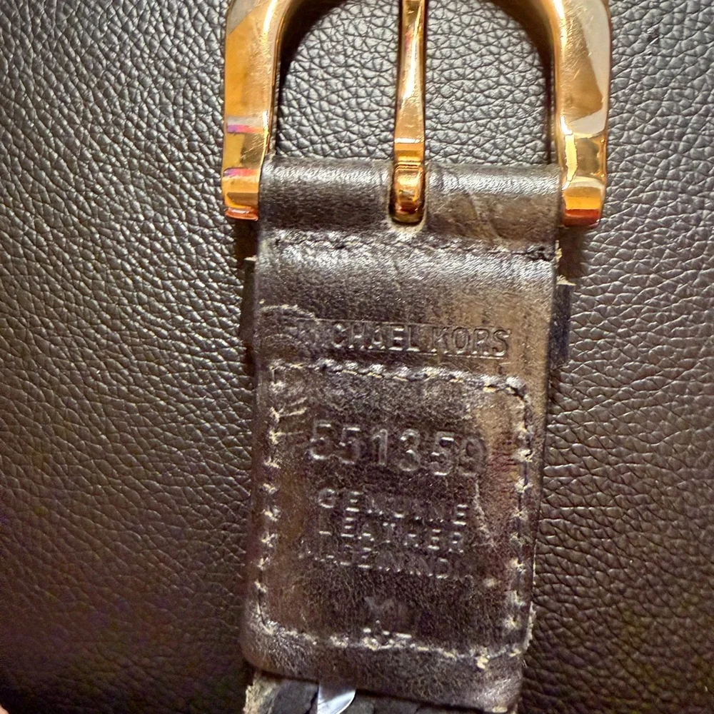 Michael Kors Leather belt with Gold Accents XL - Picture 3 of 9